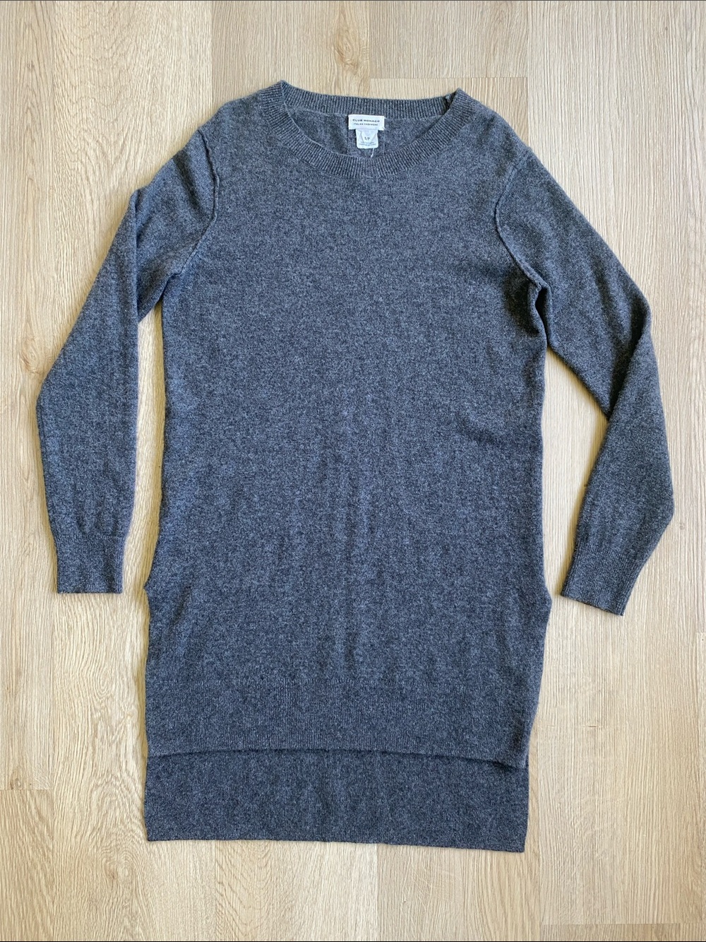 Club Monaco Italian Cashmere Gray Crewneck Tunic Sweater Size Small